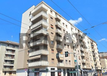 Edificio all\'aperto - Bilocale Viale Stelvio
 
20, Milano - foto 1