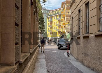 Edificio all\'aperto - Two-room apartment borgo collegio maria luigia
 
9, Parma - photo 2