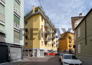 Edificio all\'aperto - Two-room apartment borgo collegio maria luigia
 
9, Parma - photo 18