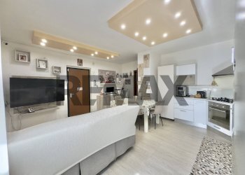 Sala da pranzo - Three-room apartment Via Pasubio
 
63a, Venegono Superiore - photo 2