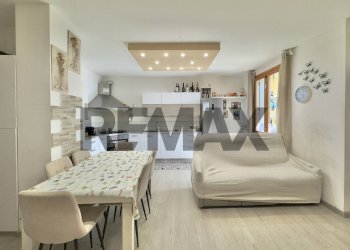 Sala da pranzo - Three-room apartment Via Pasubio
 
63a, Venegono Superiore - photo 5