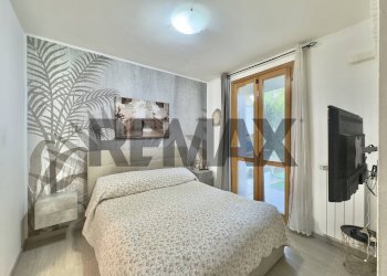Camera / camera da letto - Three-room apartment Via Pasubio
 
63a, Venegono Superiore - photo 7