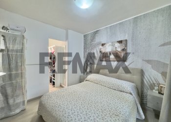 Camera / camera da letto - Three-room apartment Via Pasubio
 
63a, Venegono Superiore - photo 8