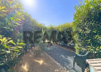 Giardino - Three-room apartment Via Pasubio
 
63a, Venegono Superiore - photo 18