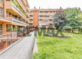 Edificio all\'aperto - Bilocale via Alfredo Di Dio
 
4, Olgiate Olona - foto 2