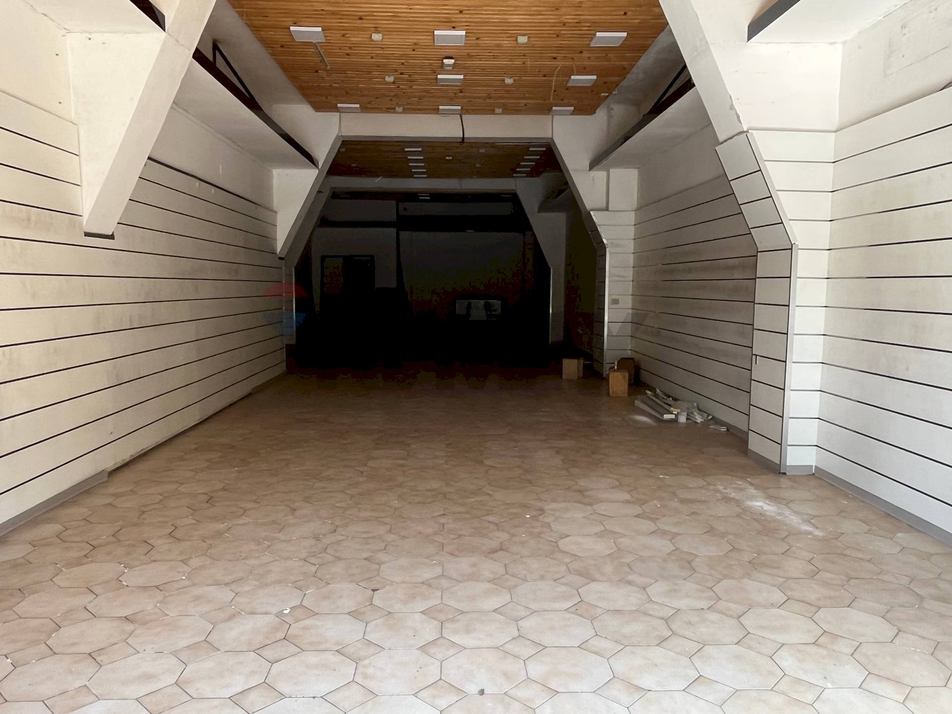 Parcheggio - Negozio via Bartolo Longo
340, Napoli - foto 3