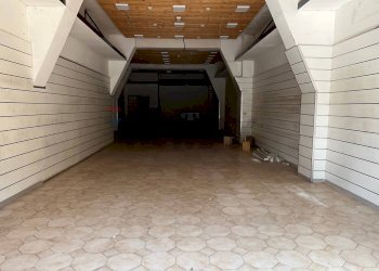 Parcheggio - Negozio via Bartolo Longo
340, Napoli - foto 3