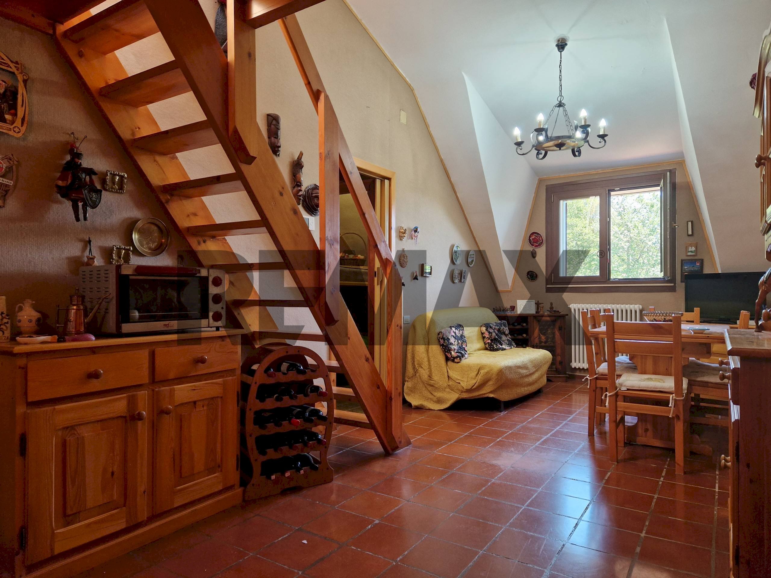 Sala da pranzo - Trilocale VIALE DEL BOSCHETTO
 
snc, Pizzoferrato - foto 1
