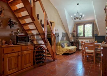 Sala da pranzo - Trilocale VIALE DEL BOSCHETTO
 
snc, Pizzoferrato - foto 1