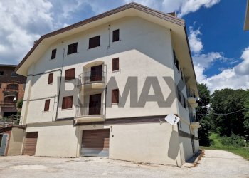 Edificio all\'aperto - Trilocale VIALE DEL BOSCHETTO
 
snc, Pizzoferrato - foto 39