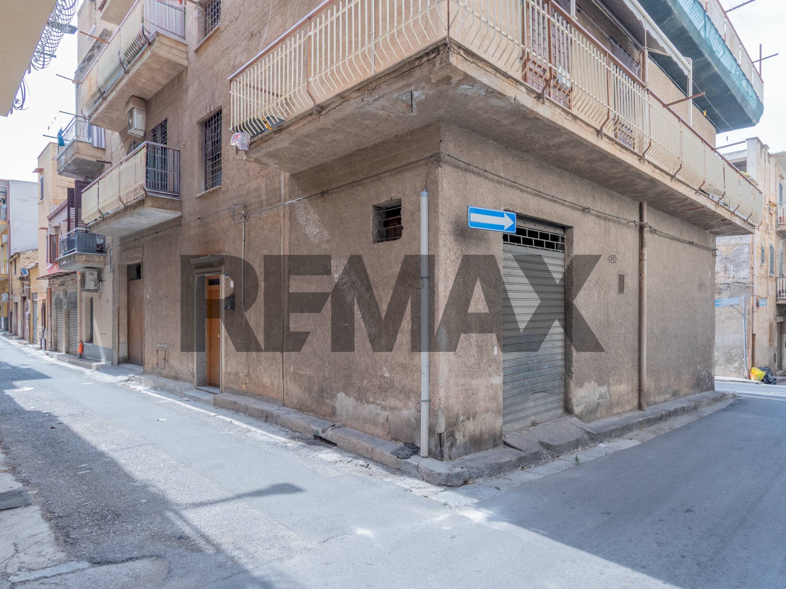 Edificio all\'aperto - Casa indipendente Via Santa Caterina
 
37/39, Bagheria - foto 1