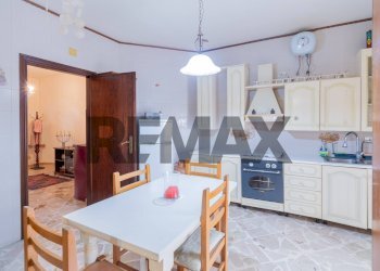Cucina - Casa indipendente Via Santa Caterina
37/39, Bagheria - foto 2
