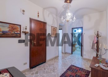 Hall / corridoio - Casa indipendente Via Santa Caterina
37/39, Bagheria - foto 16