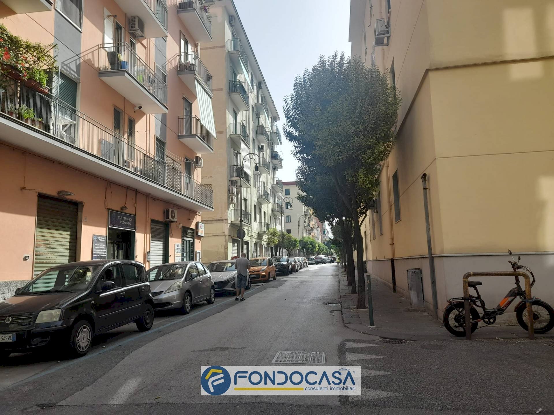 Foto 2 - Commercial Premises Via Nizza
115, Salerno - photo 2