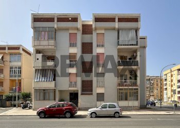Edificio all\'aperto - Four-room apartment via Michele Amari
104, Trapani - photo 1