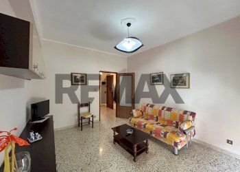 Soggiorno - Four-room apartment via Michele Amari
104, Trapani - photo 2