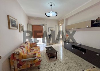 Soggiorno - Four-room apartment via Michele Amari
104, Trapani - photo 3