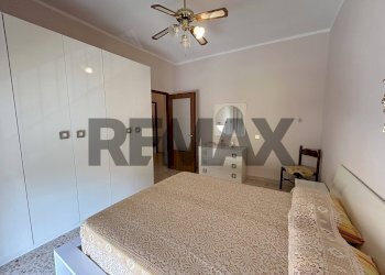 Camera / camera da letto - Four-room apartment via Michele Amari
104, Trapani - photo 15