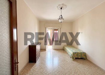 Camera / camera da letto - Four-room apartment via Michele Amari
104, Trapani - photo 20