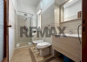 Bagno - Four-room apartment via Michele Amari
104, Trapani - photo 22