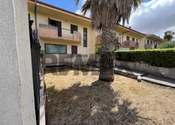 Casa all\'aperto - Villa a Schiera via Antonio Segni
1, Ragusa - foto 2