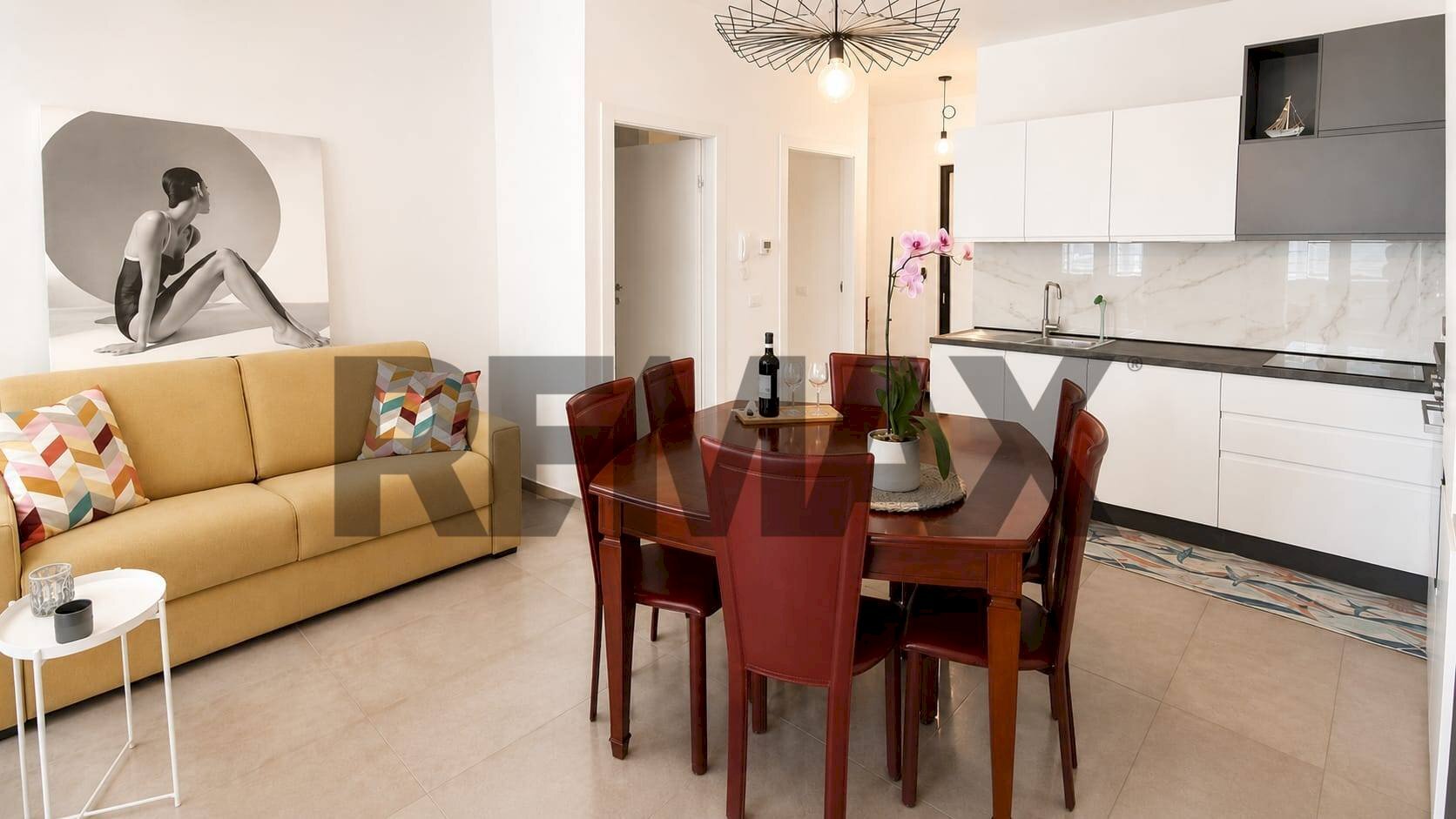 Sala da pranzo - Three-room apartment via Carignano
 
135, Scicli - photo 1