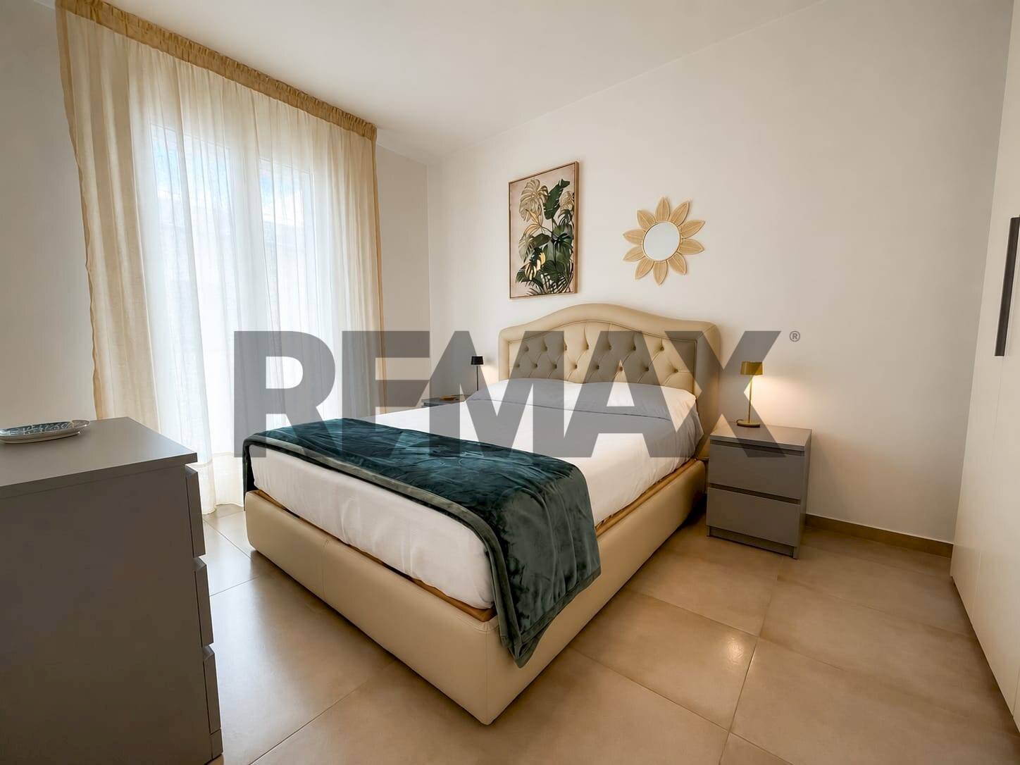 Camera / camera da letto - Three-room apartment via Carignano
135, Scicli - photo 3