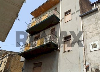 Edificio all\'aperto - Casa indipendente Via Bersagliere Giuseppe Urso
 
sn, Favara - foto 23