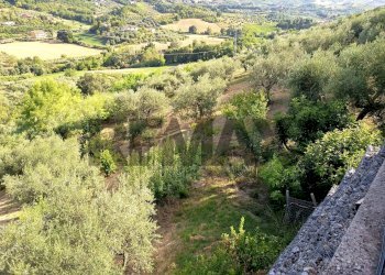 Vista delle montagne - Trilocale Via Strada Vecchia
 
7, Chieti - foto 16