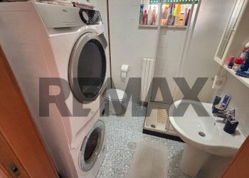 Bagno - Four-room apartment Via Monti
16, Brindisi - photo 13