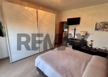 Camera / camera da letto - Four-room apartment Via Monti
16, Brindisi - photo 14