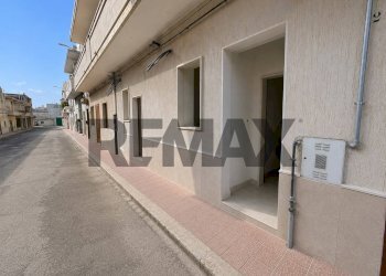 Edificio all\'aperto - Independent house Via Federico Confalonieri
 
9, Carovigno - photo 1