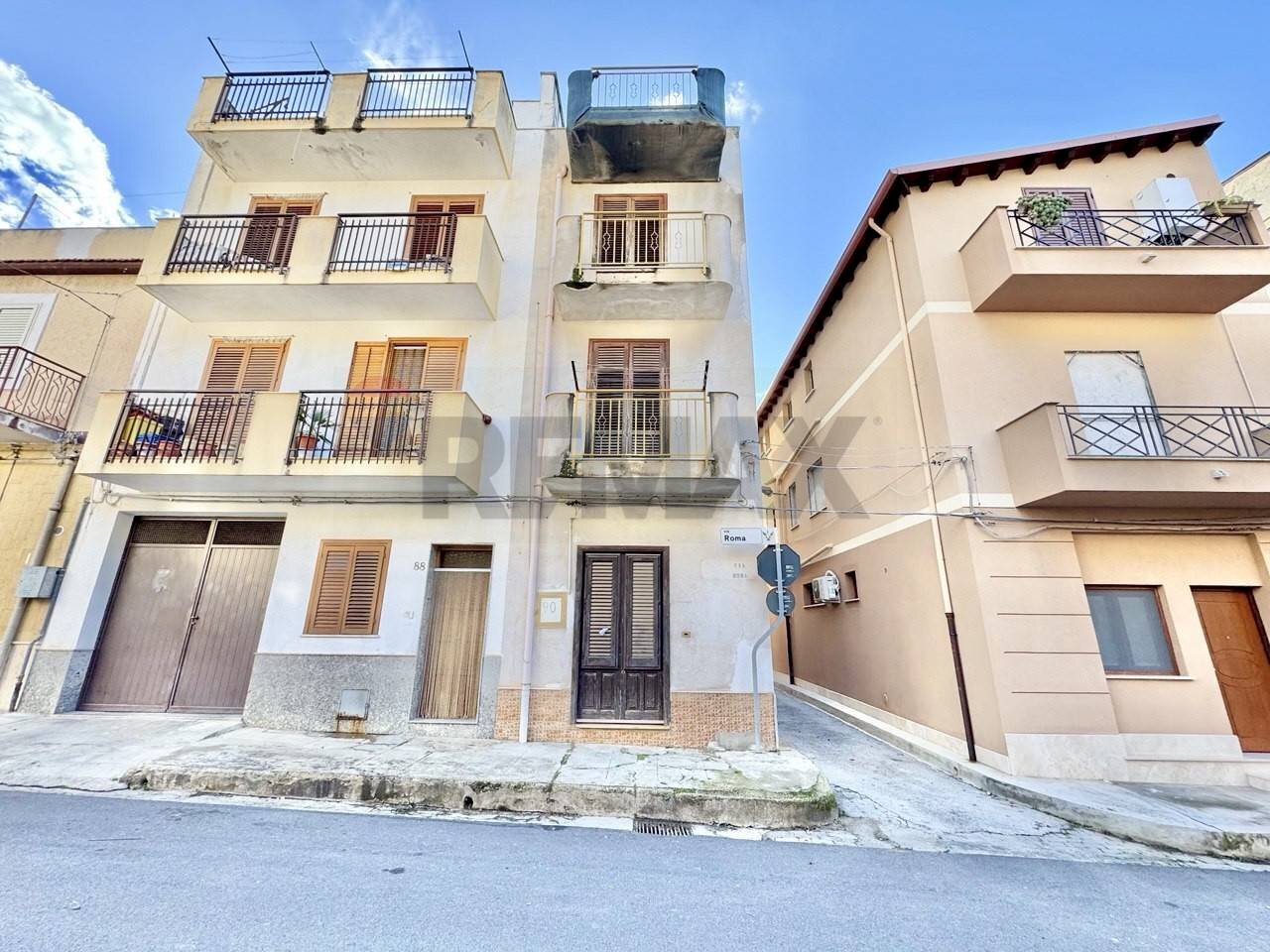 Edificio all\'aperto - Independent house Via Roma
 
90, Cinisi - photo 1