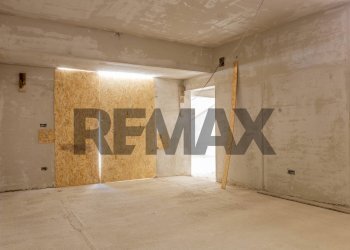 Stanza vuota - Stabile - Palazzo Piazza del Popolo
14, Alberobello - foto 37