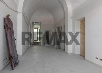 Hall / corridoio - Stable - Palace Piazza del Popolo
 
14, Alberobello - photo 61
