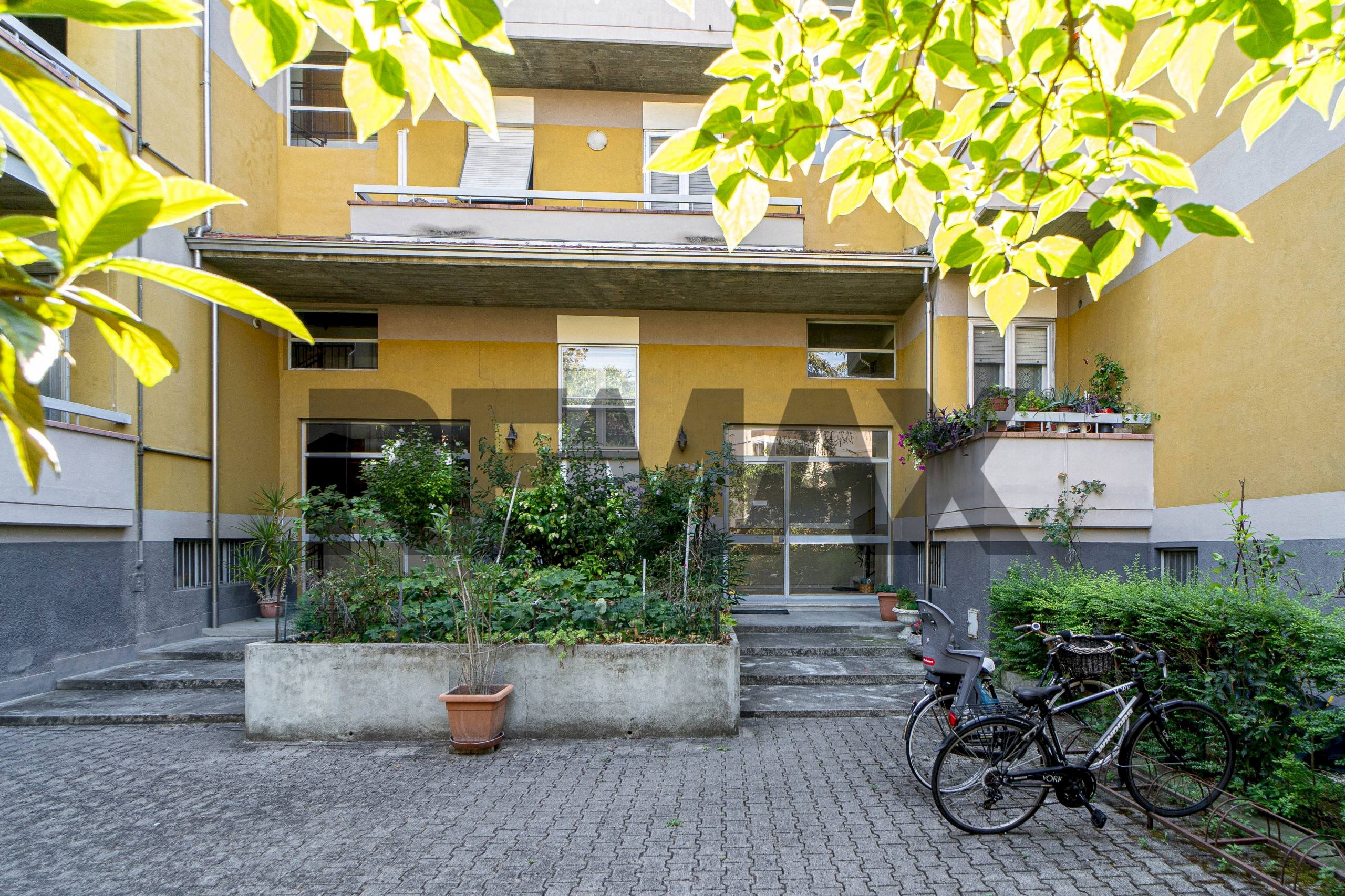 Edificio all\'aperto - Three-room apartment Via Andrea Portilia
24, Parma - photo 3