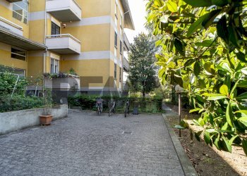 Edificio all\'aperto - Trilocale Via Andrea Portilia
24, Parma - foto 16