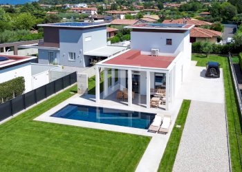 Foto 1 - Villa via Panoramica, Manerba del Garda - photo 1