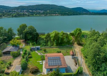 Vista dell\'acqua - Villa Via Delle Ninfee
 
29, Vergiate - foto 7