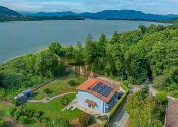 Vista dell\'acqua - Villa Via Delle Ninfee
 
29, Vergiate - foto 8