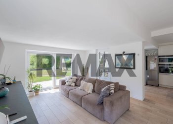 Soggiorno - Villa Via Delle Ninfee
 
29, Vergiate - foto 12