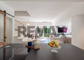Sala da pranzo - Villa Via Delle Ninfee
 
29, Vergiate - foto 27