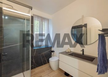 Bagno - Villa Via Delle Ninfee
 
29, Vergiate - foto 29