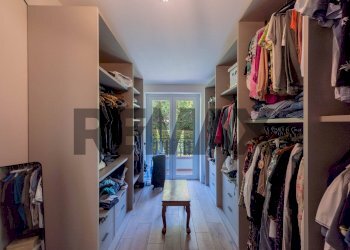 Cabina armadio - Villa Via Delle Ninfee
 
29, Vergiate - foto 40