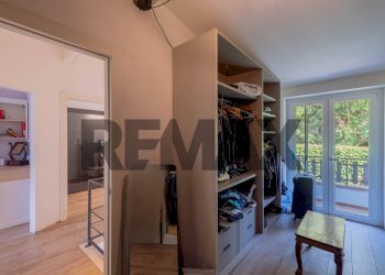 Cabina armadio - Villa Via Delle Ninfee
 
29, Vergiate - foto 41