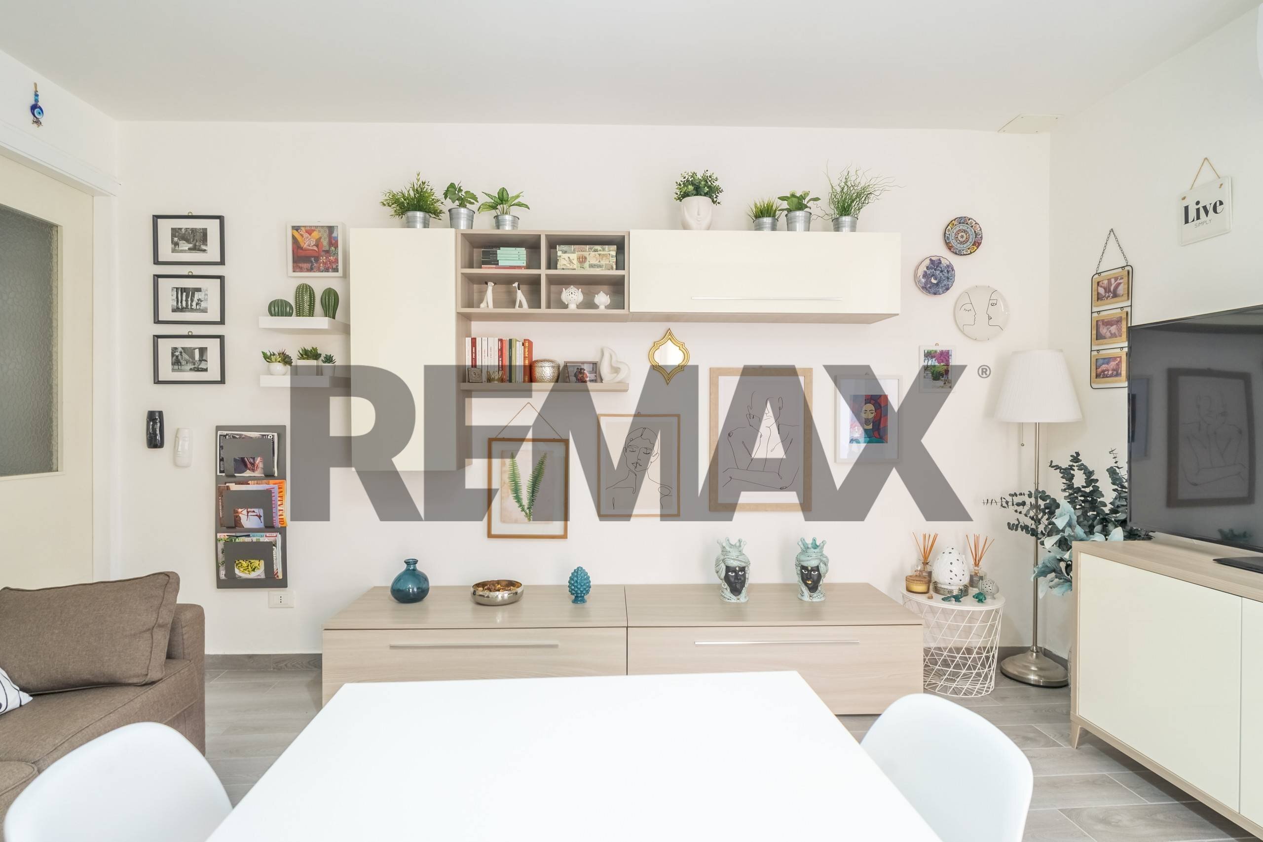 Soggiorno - Semi-detached house Via Solferino
 
13, Cupello - photo 3
