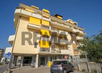Edificio all\'aperto - Trilocale Corso Mazzini
 
368/N, Vasto - foto 24