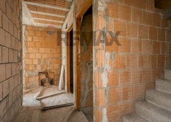 Scale - Semi-detached house Nardone
 
8, Cupello - photo 9