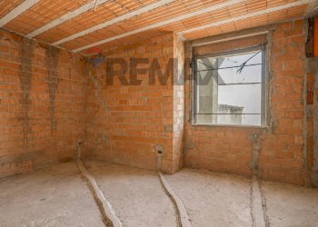 Stanza vuota - Semi-detached house Nardone
 
8, Cupello - photo 12