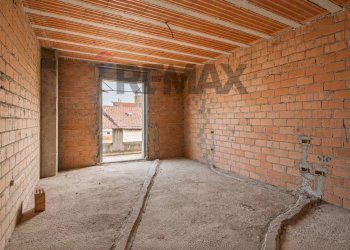 Parcheggio - Semi-detached house Nardone
 
8, Cupello - photo 16
